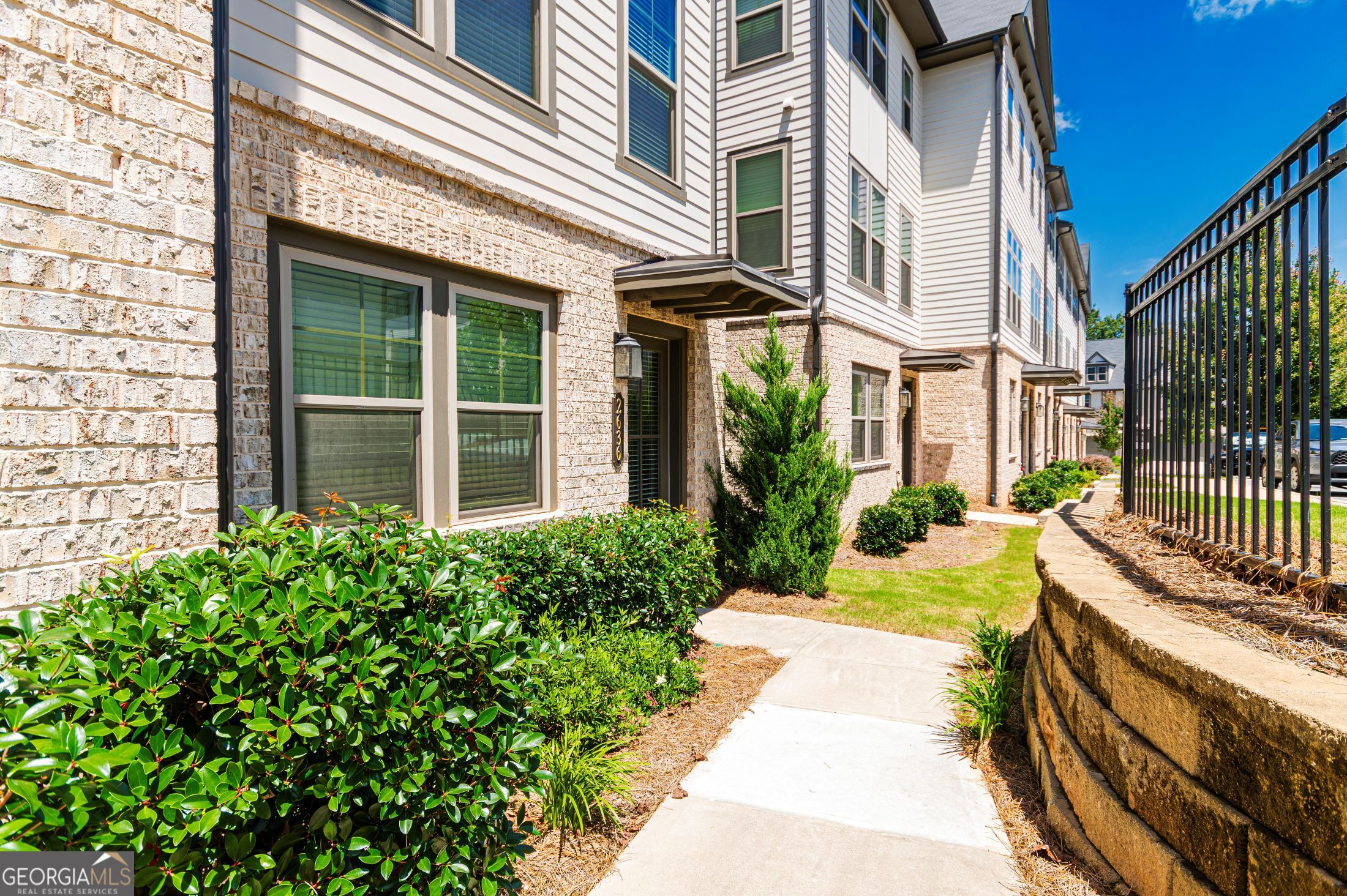 2636 Caruso WAY