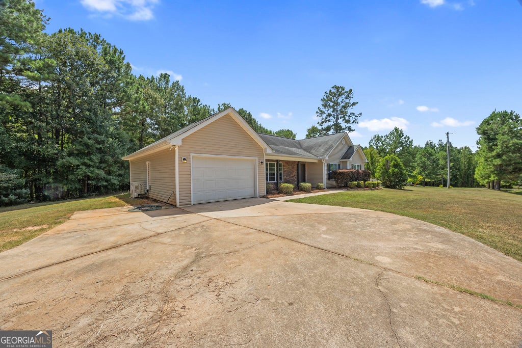 Photo of 30 Watson Road, Forsyth, GA 31029 (MLS # 10841239)