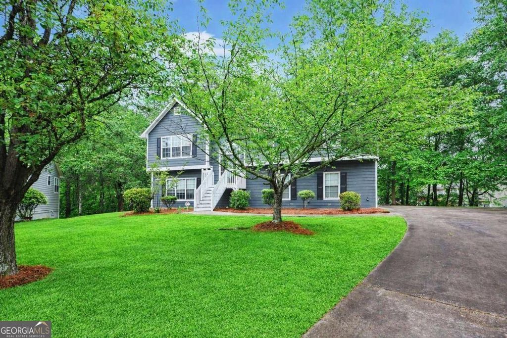 Photo of 2158 Alyssa Court, Lithia Springs, GA 30122 (MLS # 10741949)