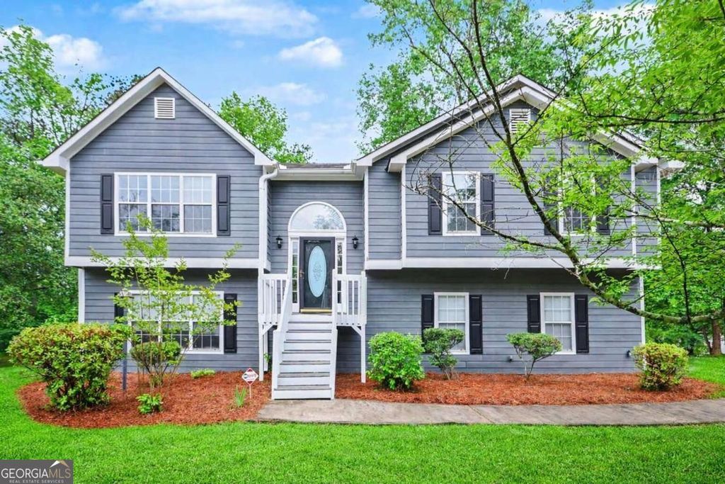 Photo of 2158 Alyssa Court, Lithia Springs, GA 30122 (MLS # 10741949)