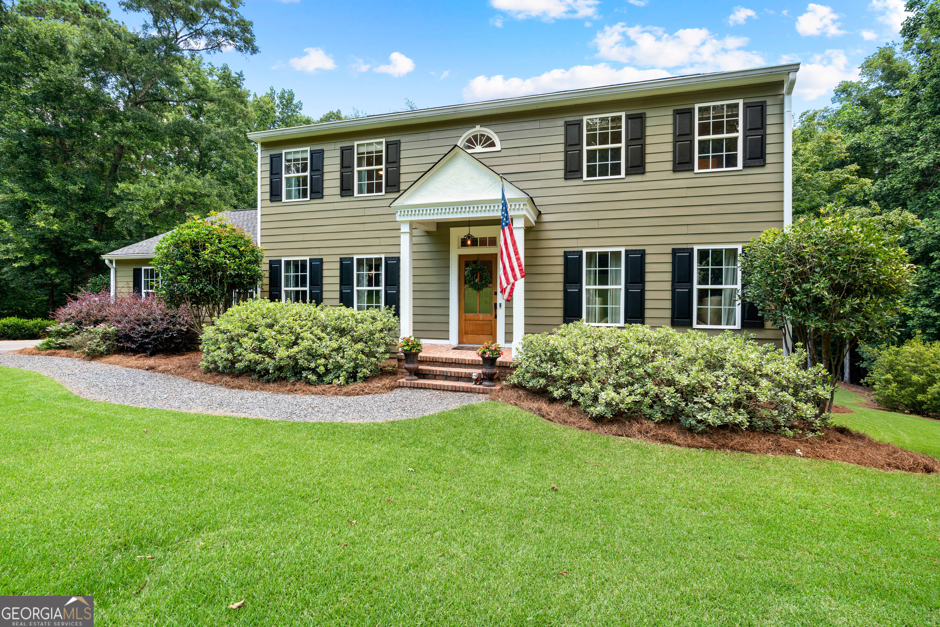 210 Highland TRL - Photo 2