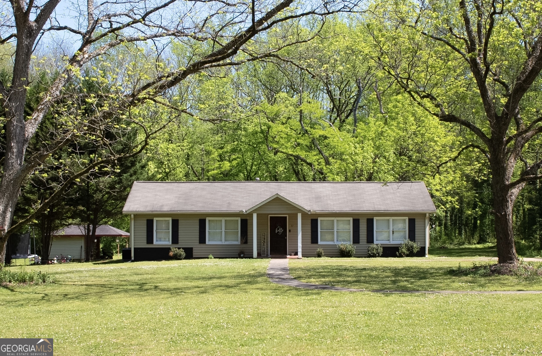 71 Hughes Dairy RD SE