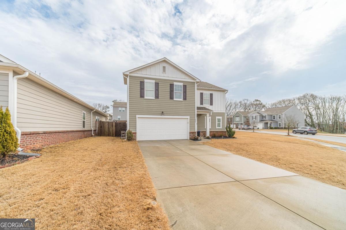 222 Knightsbridge LN