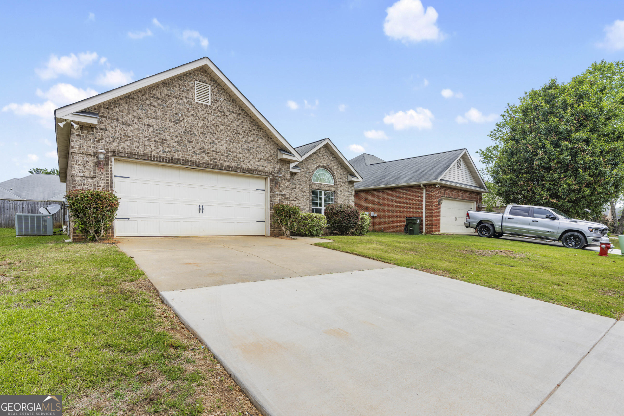 128 Glen Arbor LN