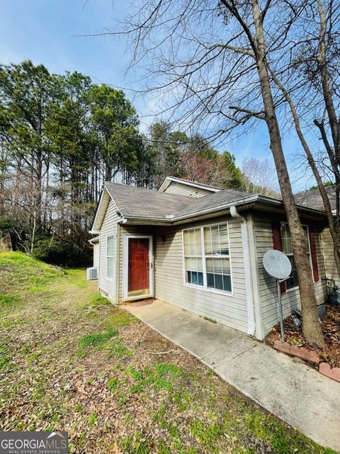 Photo of 811 Boston Common Cmn, Atlanta, GA 30349 (MLS # 10701577)