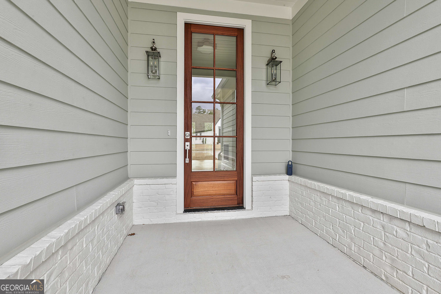 165 Arbor Garden CIR