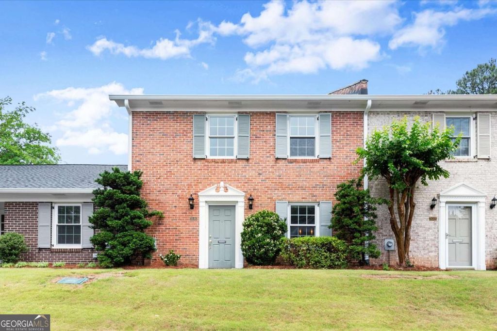 Photo of 1646 Executive Park Lane NE, Brookhaven, GA 30329 (MLS # 10755947)