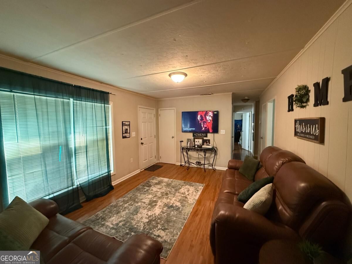 140 Stonehenge WAY