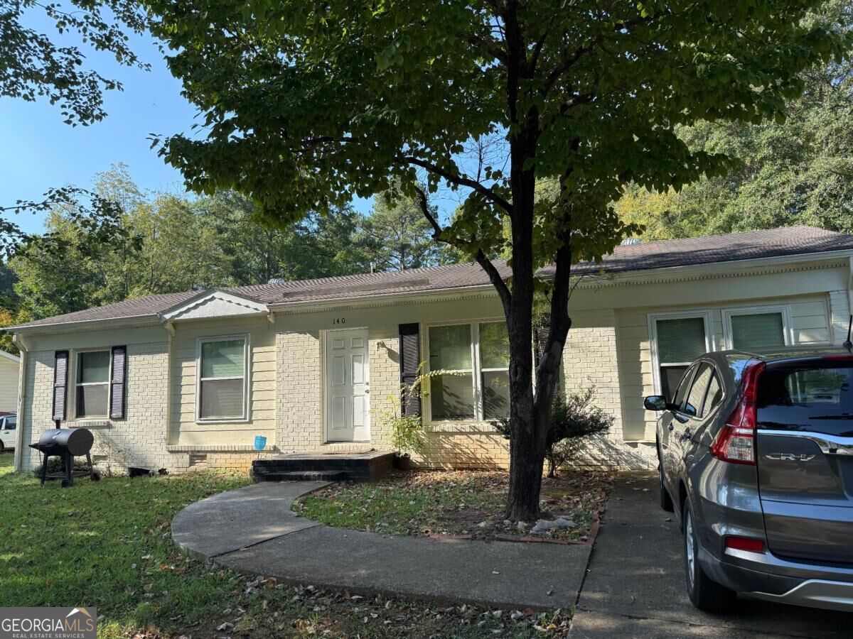 140 Stonehenge WAY
