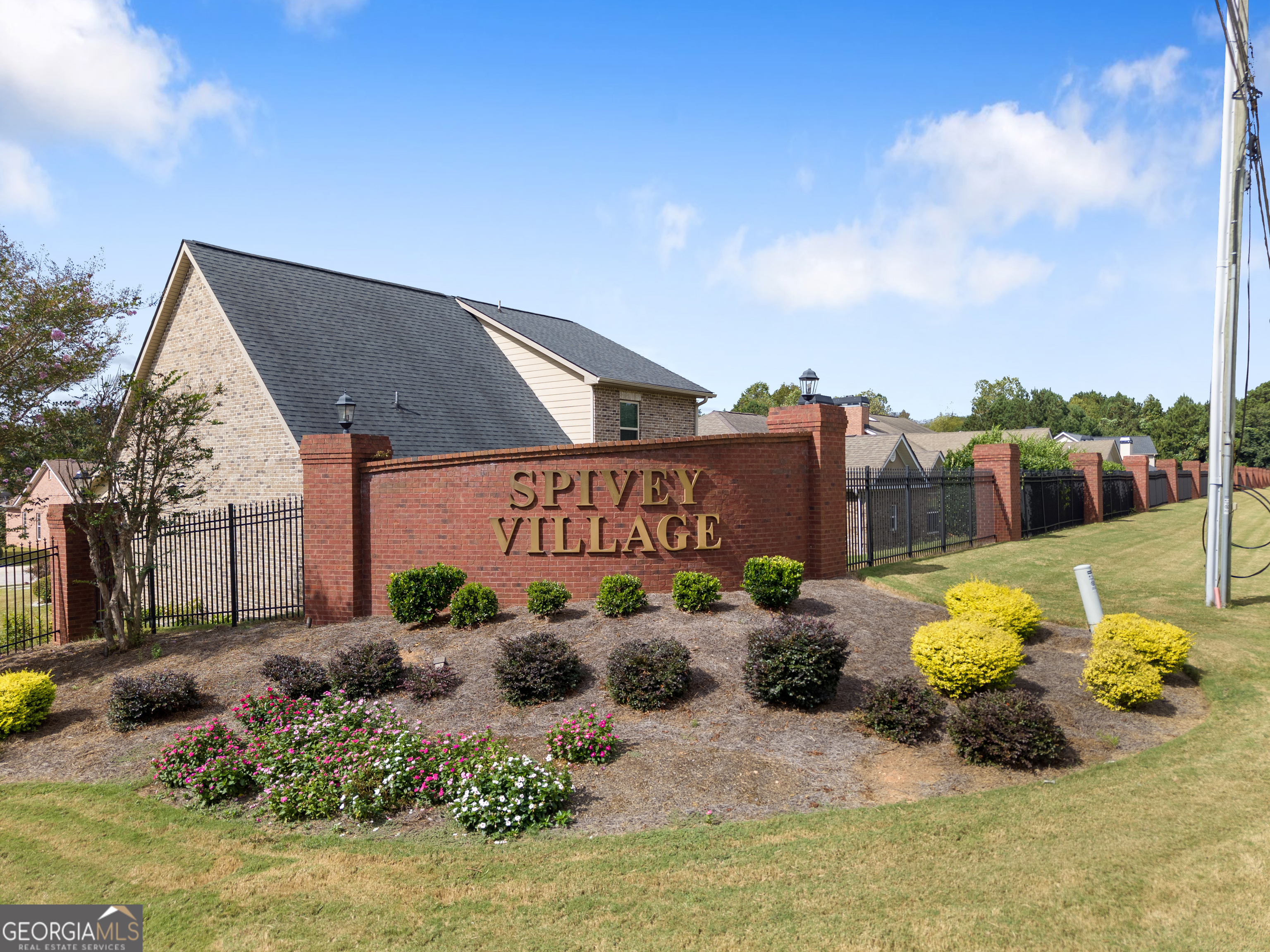 1979 SPIVEY VILLAGE DR