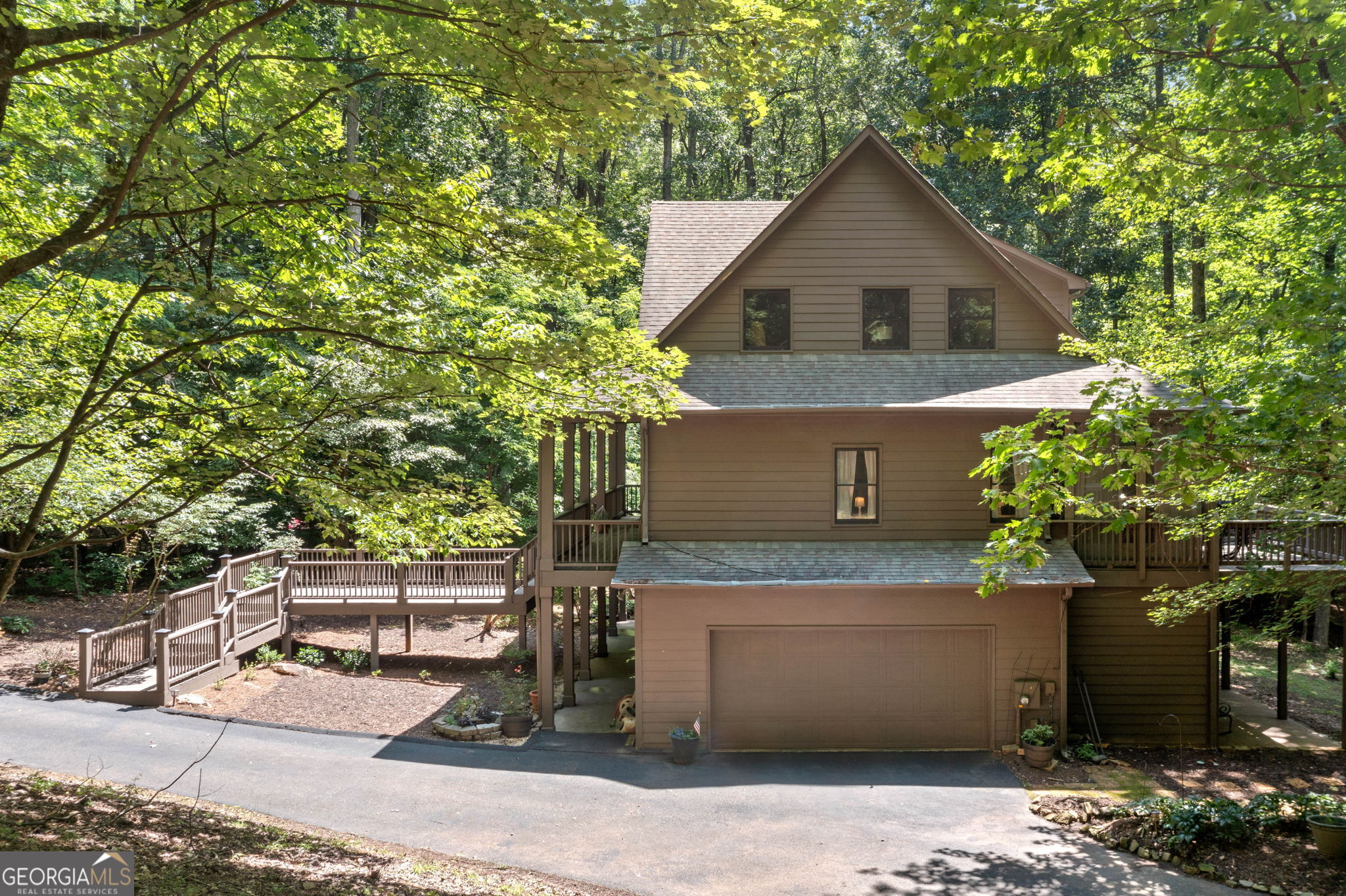 326 Woodland TRCE