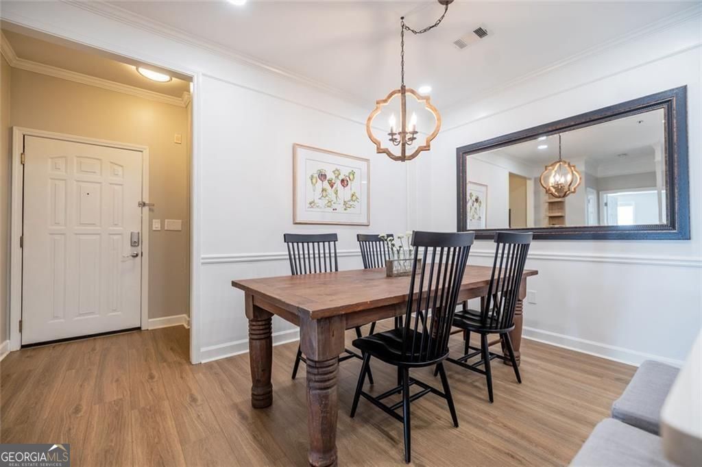 115 Edinburgh CT 115
