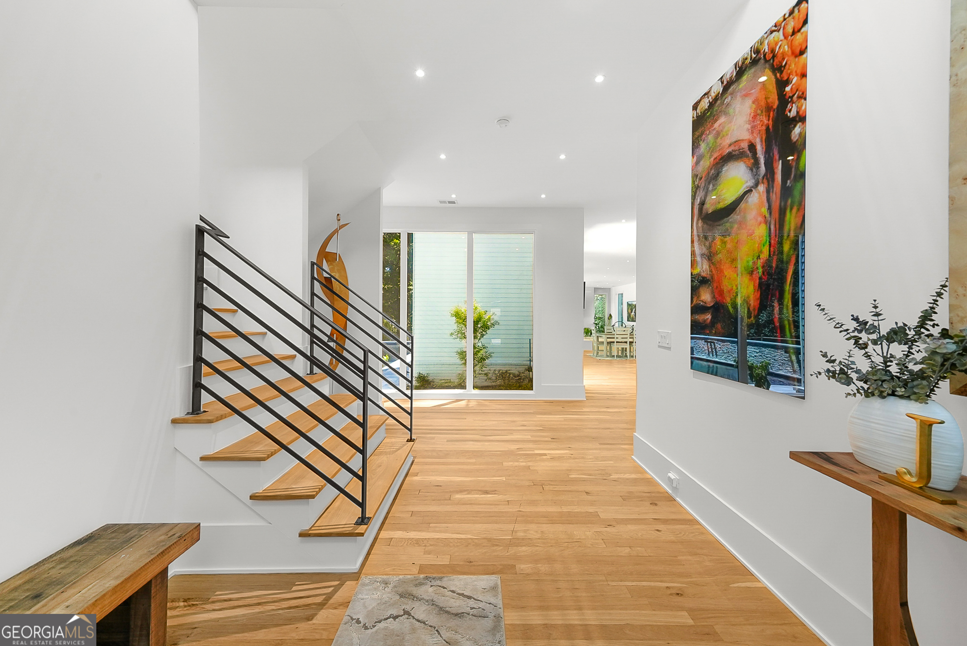 1269 Mayfair DR