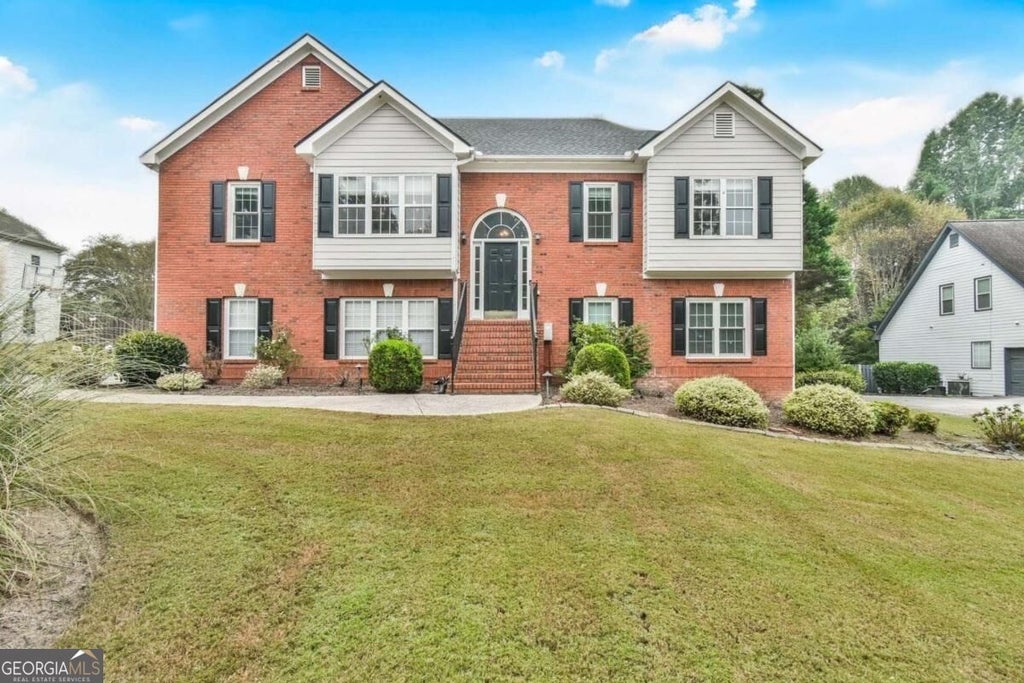 Photo of 3653 Elinburg Cove Trail, Buford, GA 30519 (MLS # 10858129)