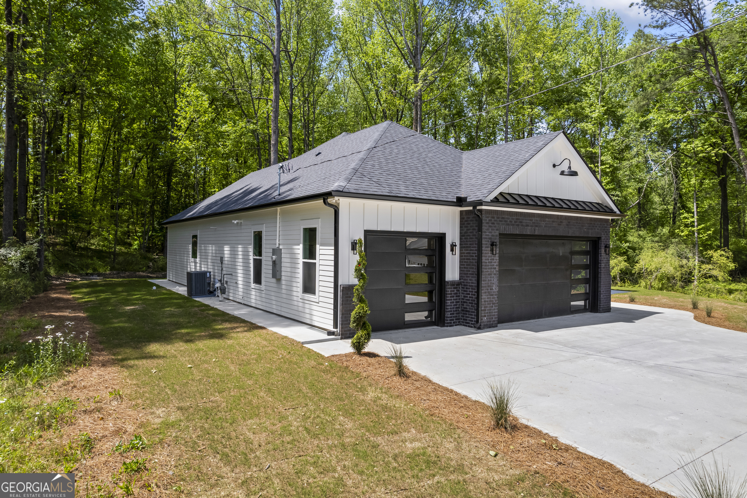 632 Hunters Cove Ln.