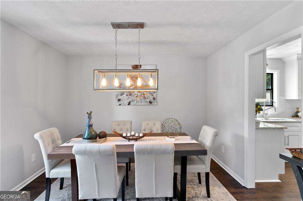 Photo of 4186 Nashoba Drive NE, Roswell, GA 30075 (MLS # 10678954)