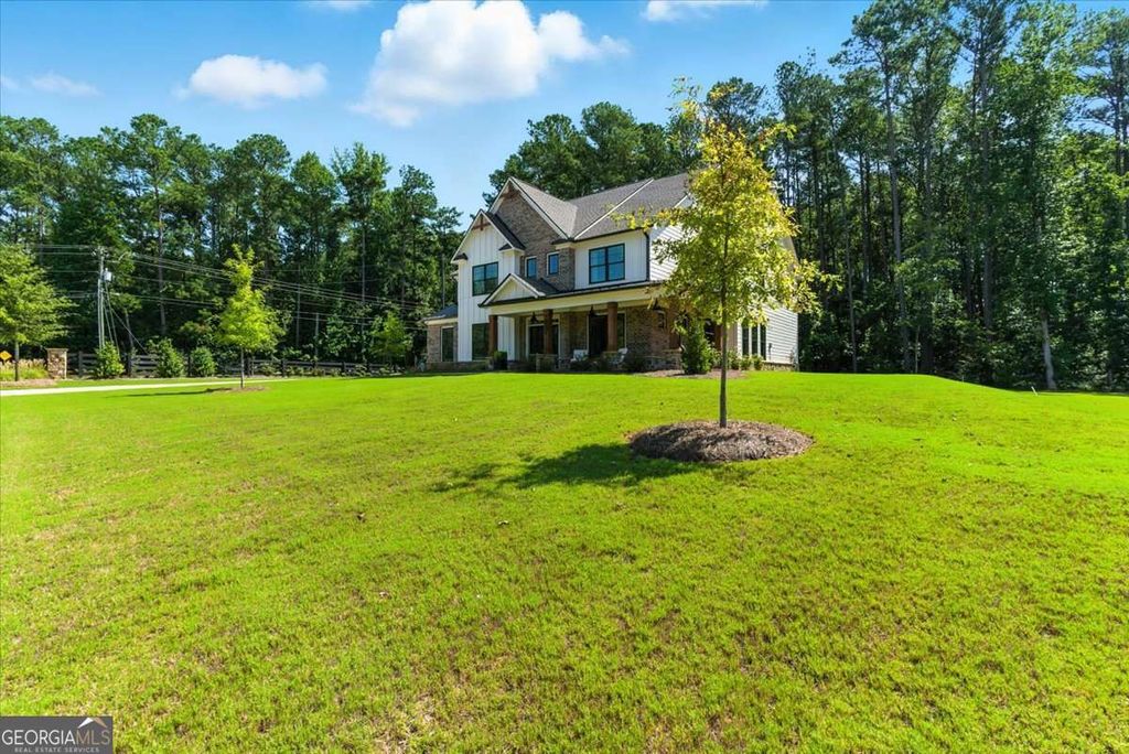 Photo of 1134 Low Water Crossing NW, Acworth, GA 30101 (MLS # 10664812)