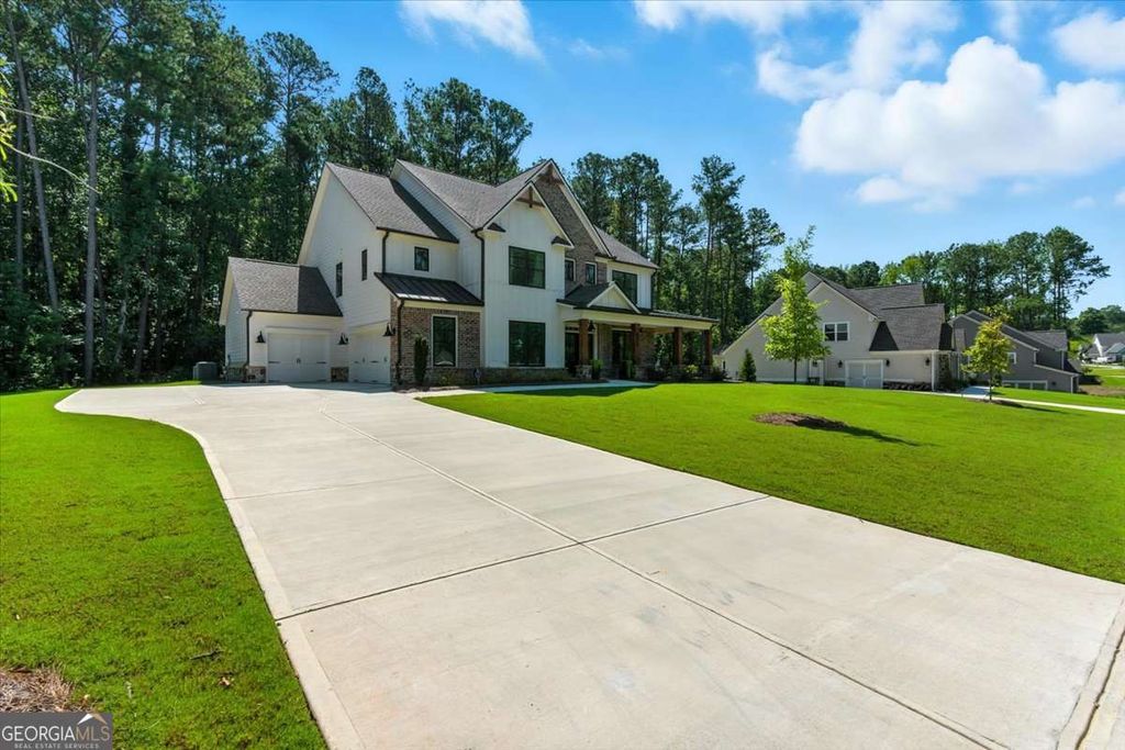 Photo of 1134 Low Water Crossing NW, Acworth, GA 30101 (MLS # 10664812)
