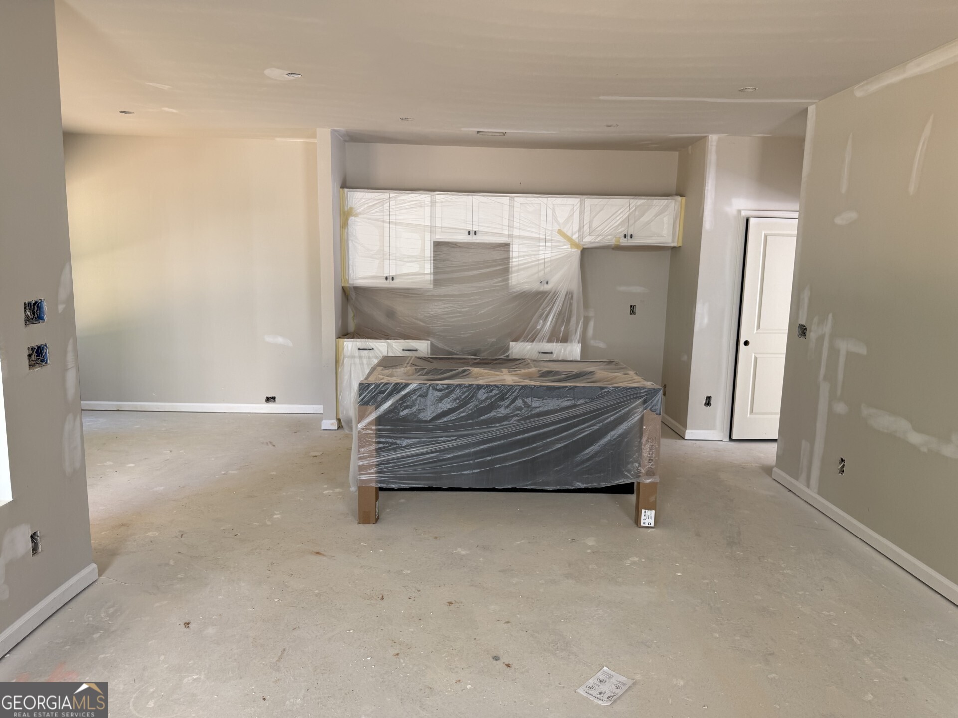2030 Linda DR
