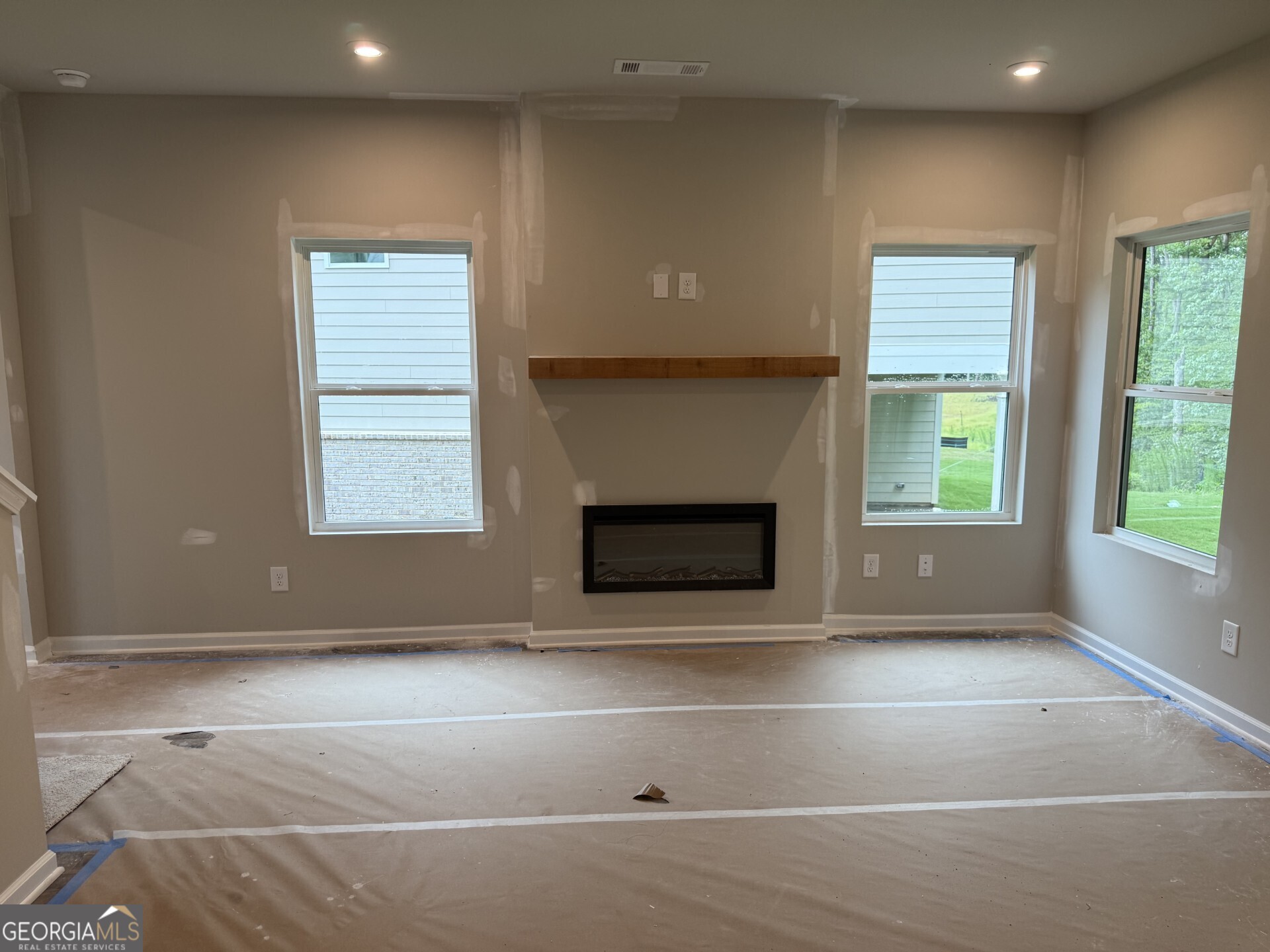 2030 Linda DR
