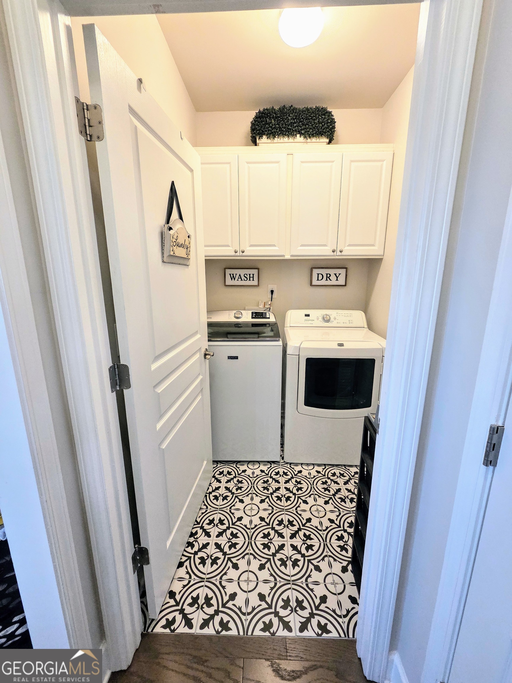 DEL WEBB @ CHATEAU ELAN - Residential