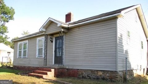 Single Family Residence in Lagrange GA 2267 Hamilton Road.jpg