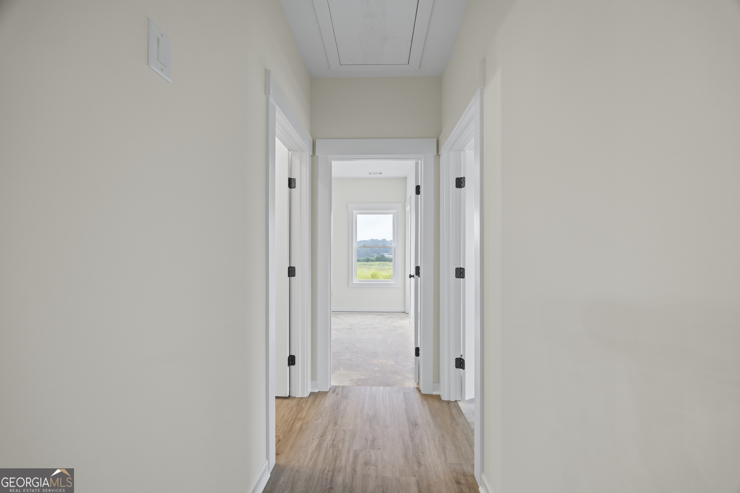 Toccoa, Georgia 30577, United States, 3 Bedrooms Bedrooms, ,2 BathroomsBathrooms,Residential,Active,8325