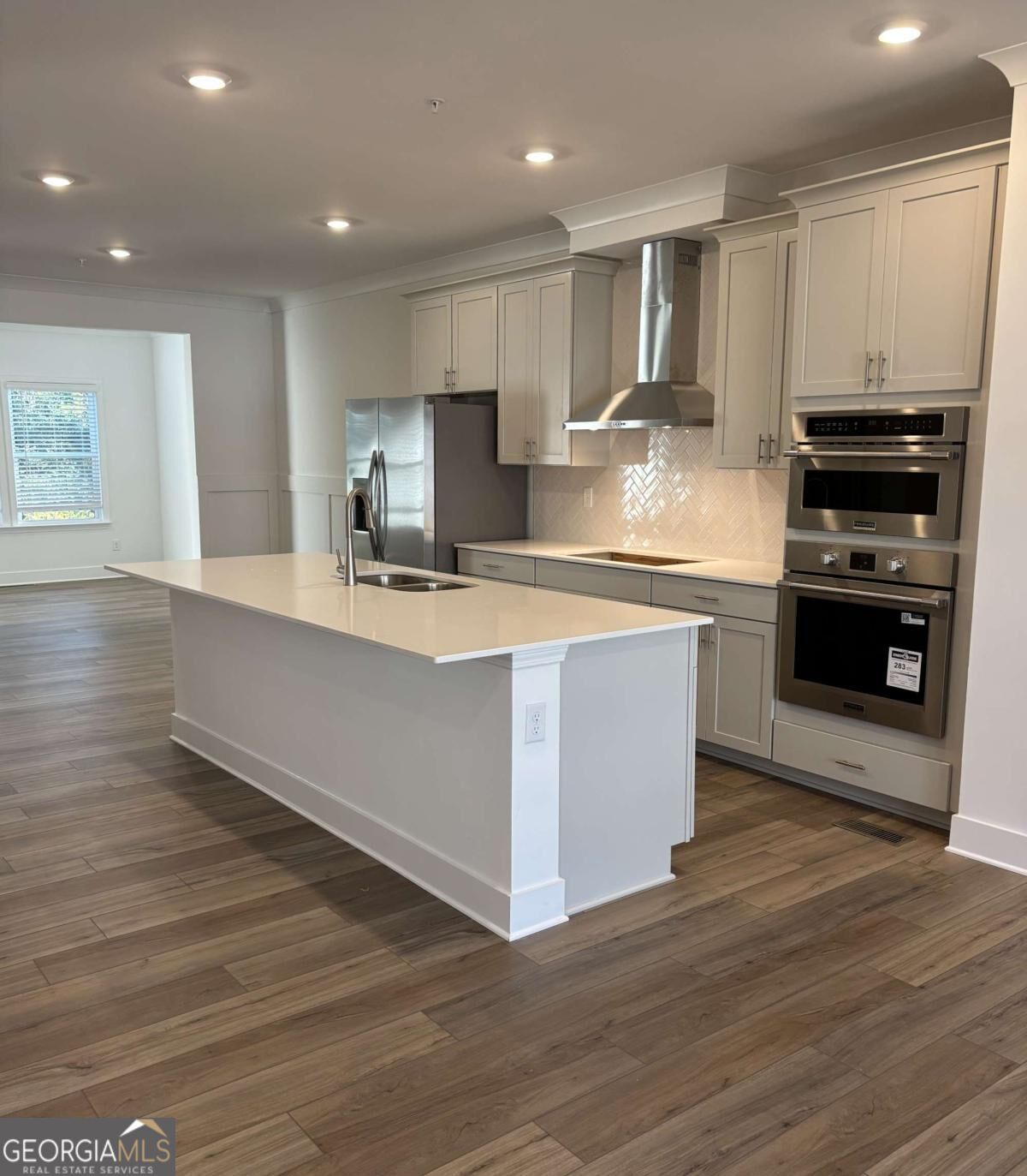 472 Brodie DR 73