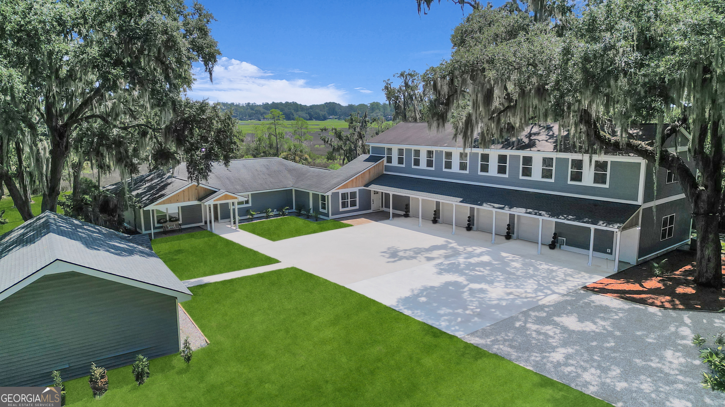 535 Edgewater RD
