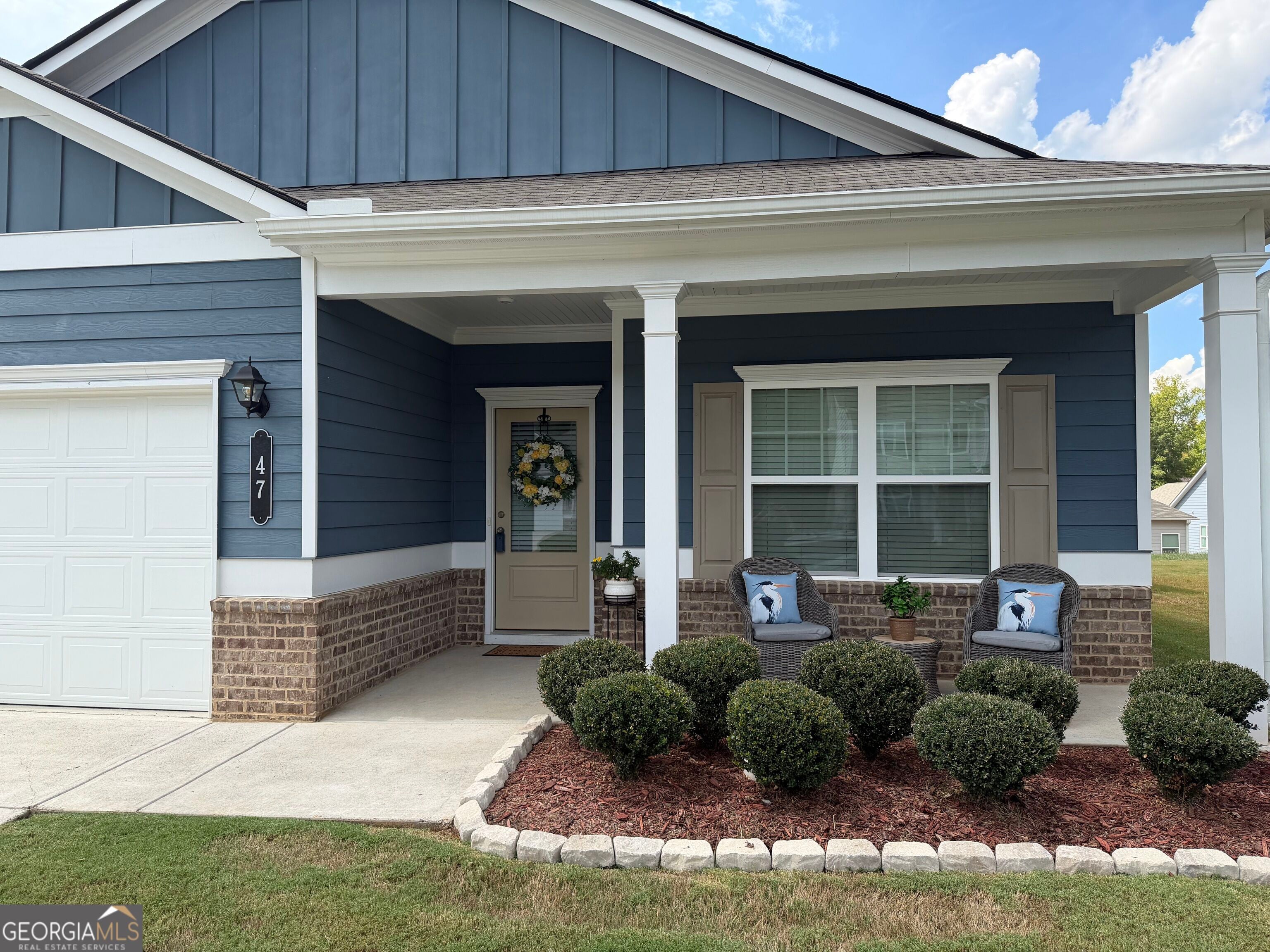 47 SE Brooke CT