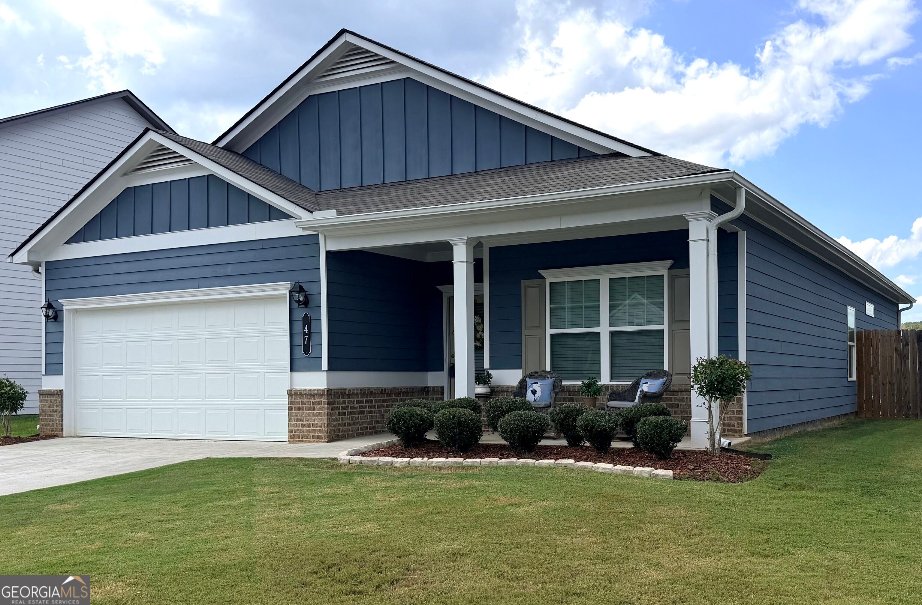 47 SE Brooke CT