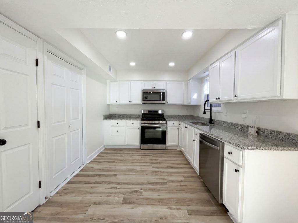 Photo of 1287 Old Countryside Circle, Stone Mountain, GA 30083 (MLS # 10700258)