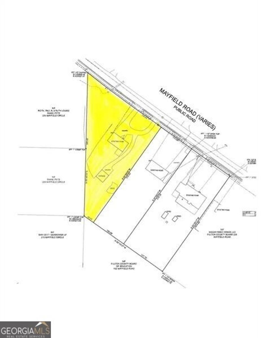 Acre+ Lot for Sale in Downtown Alpharetta.  Large, level, deep lot.  Sewer Available. Easy Walking Distance to all of Downtown Alpharetta.  Buy Lot and construct a home with Alpha Fine Homes or a Builder of your choice.