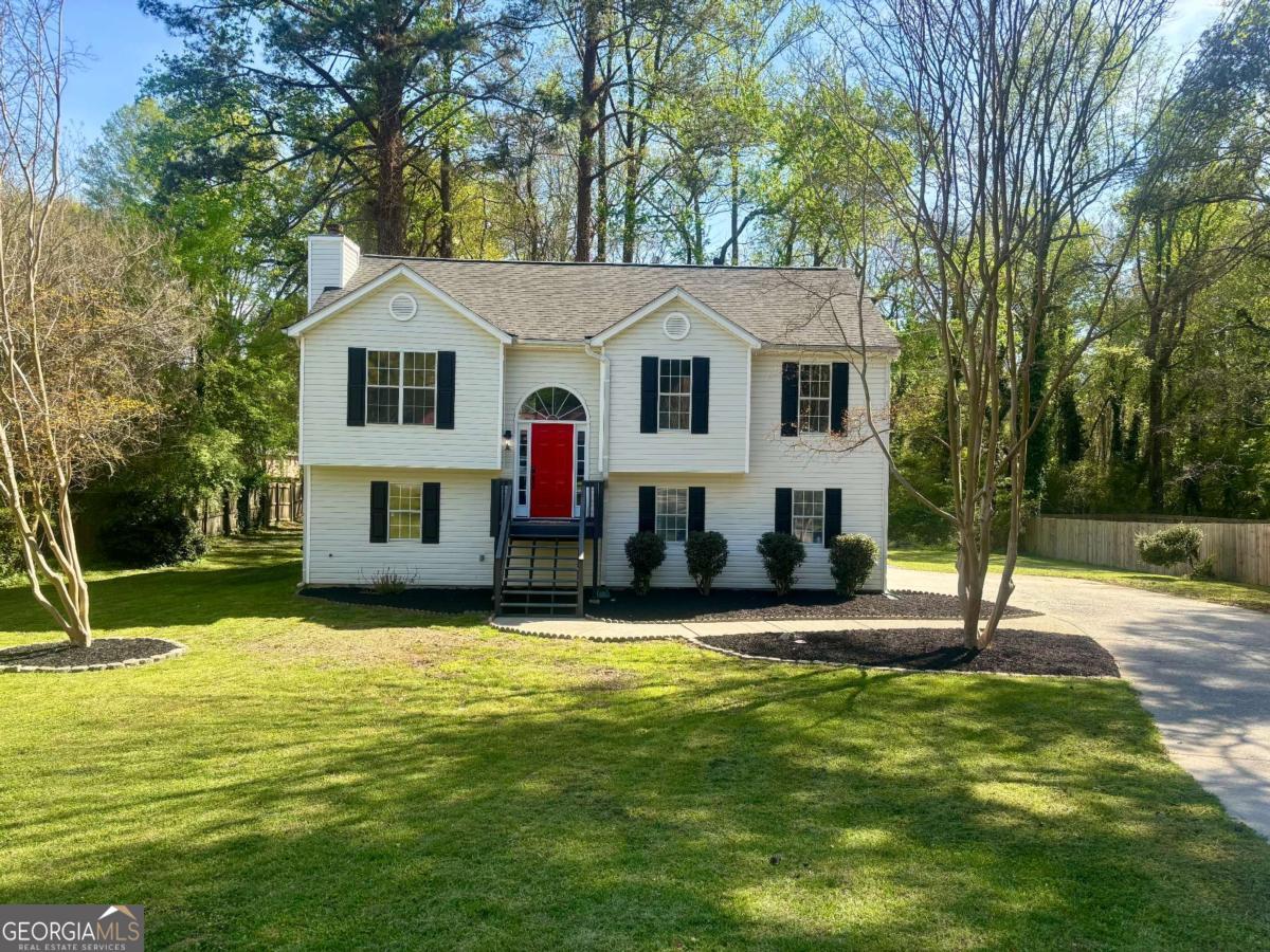 1327 Laura LN