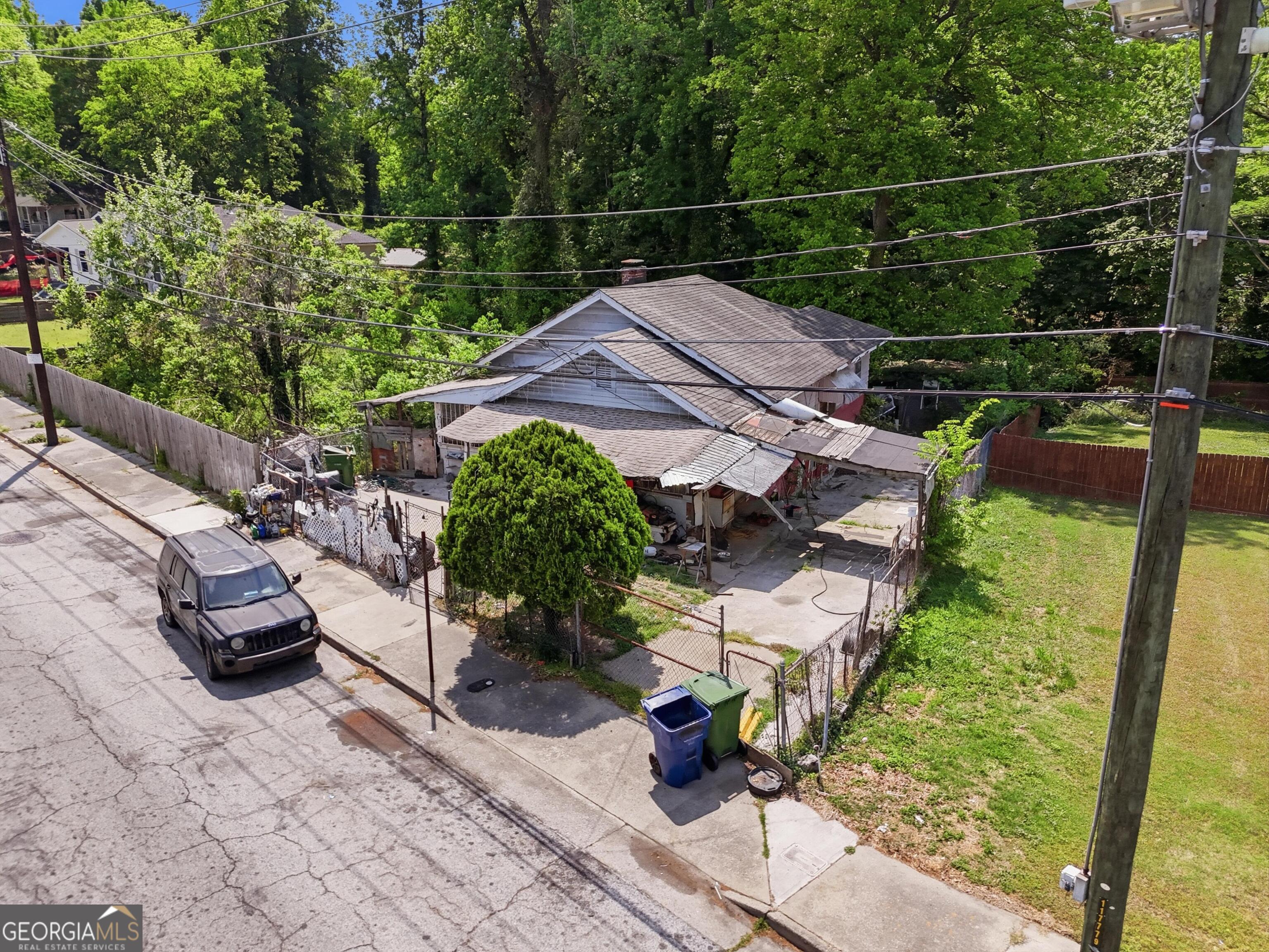 1395 Oakland DR SW