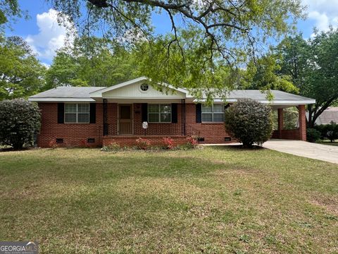 A home in Barnesville