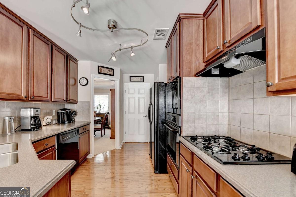 Hampton Golf Village - Residential