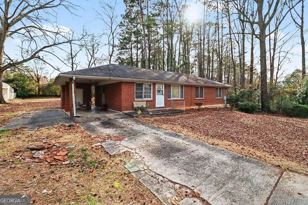 Photo of 1551 Rex Road, Morrow, GA 30260 (MLS # 10739898)