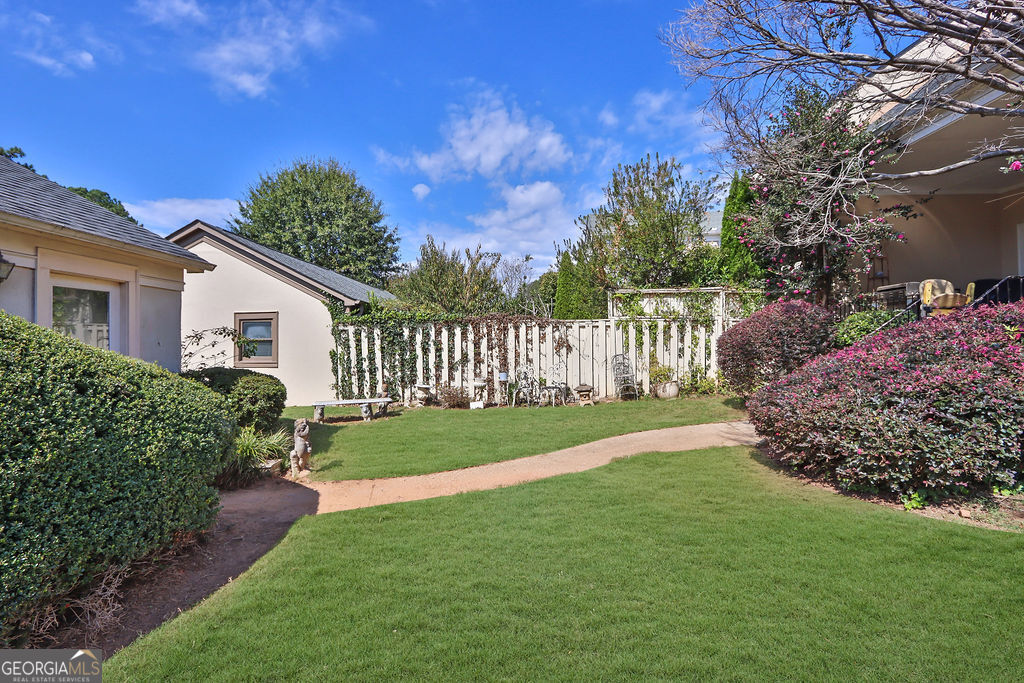 River Knoll - Residential
