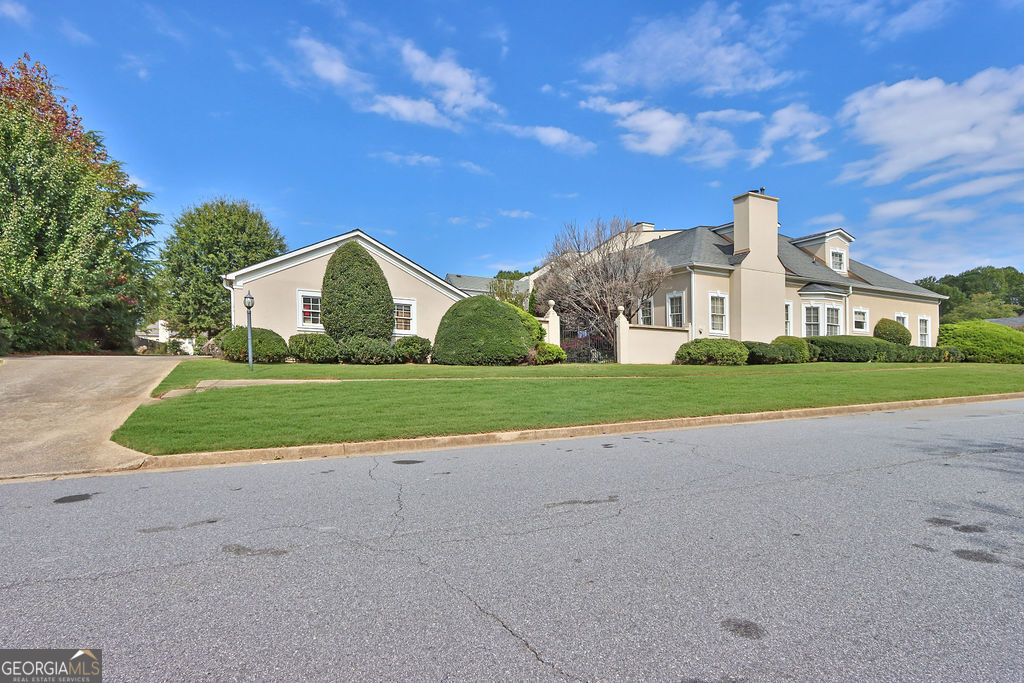River Knoll - Residential