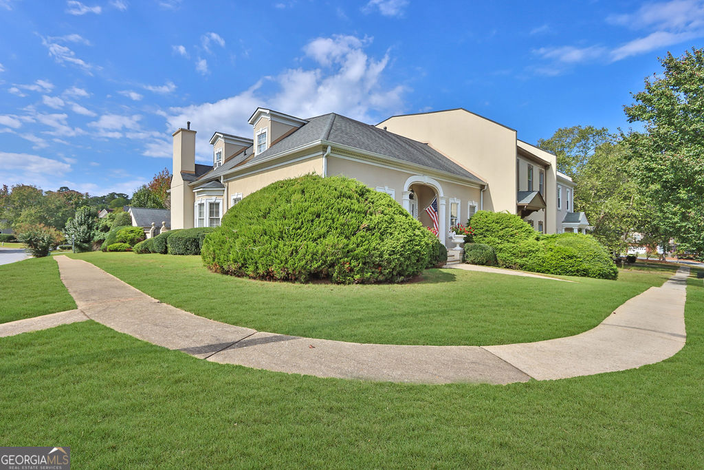 River Knoll - Residential