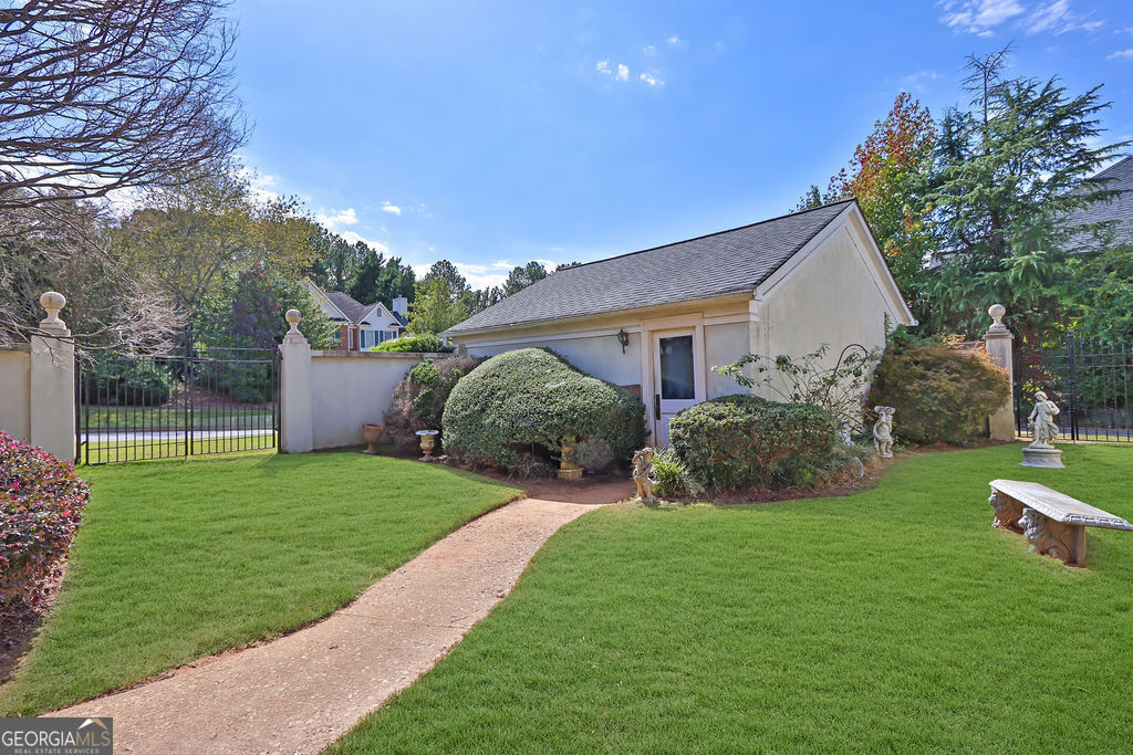 River Knoll - Residential