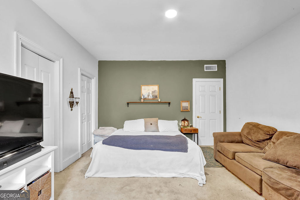 River Knoll - Residential