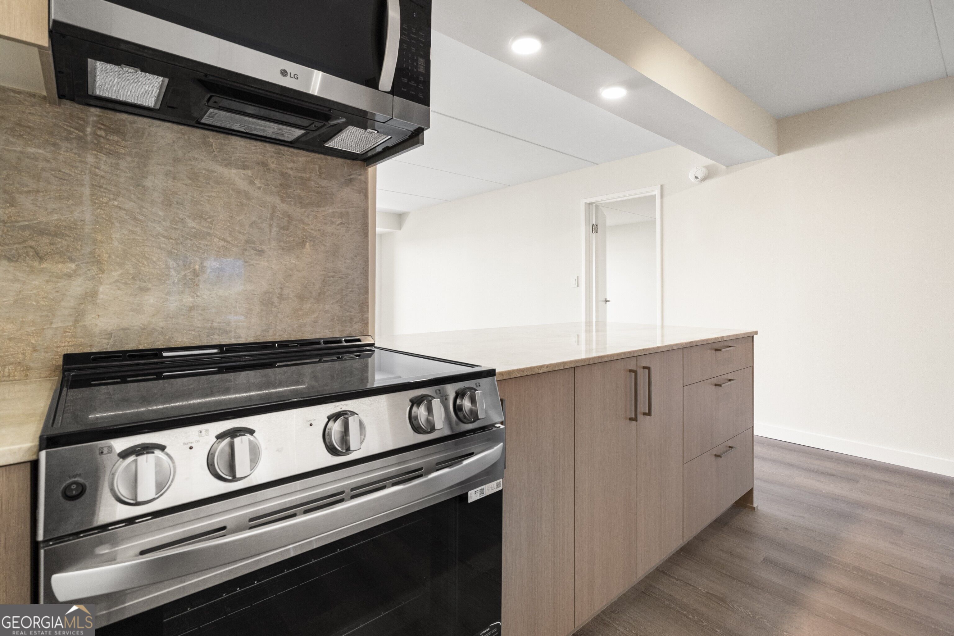 2460 Peachtree RD NE 903