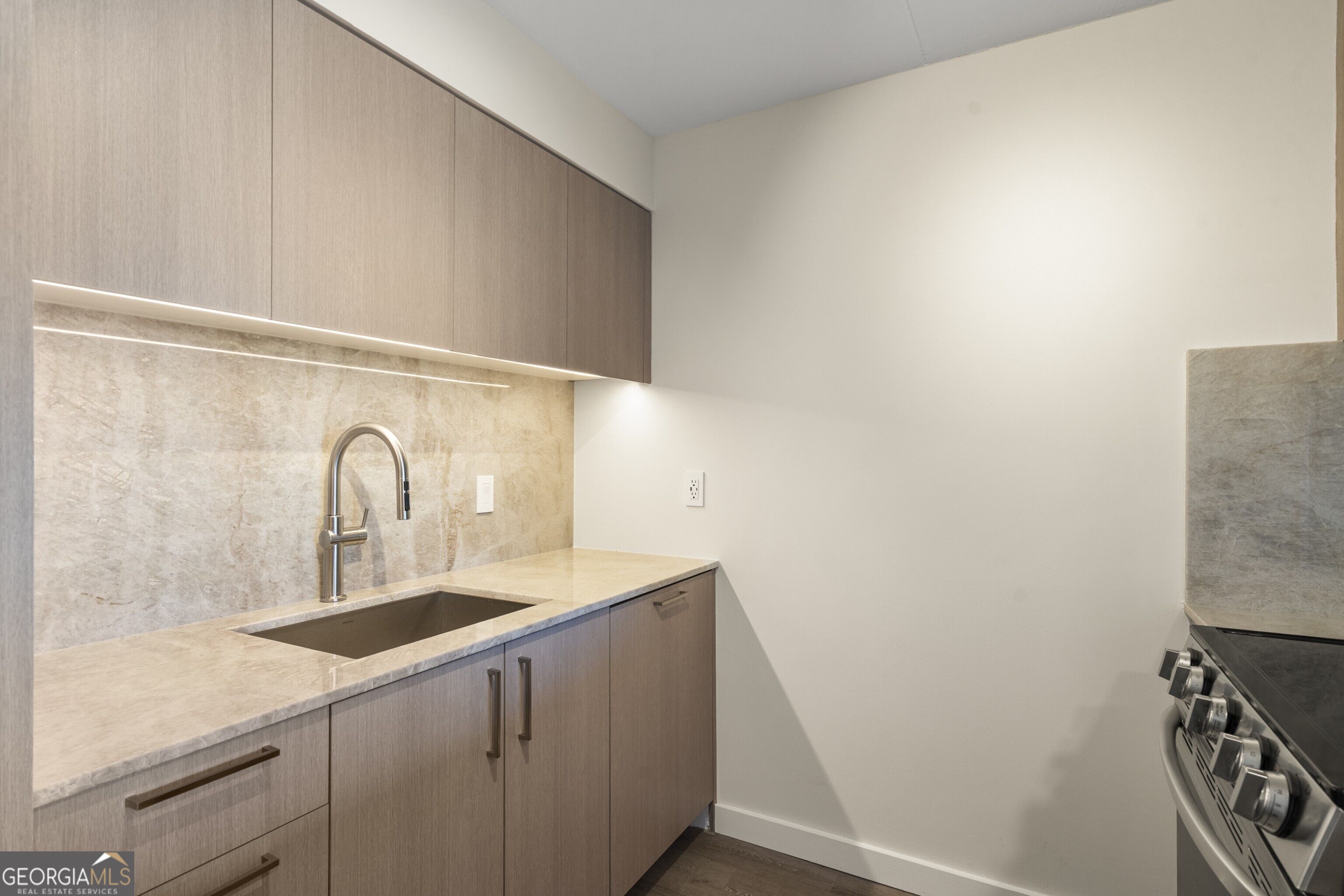 2460 Peachtree RD NE 903