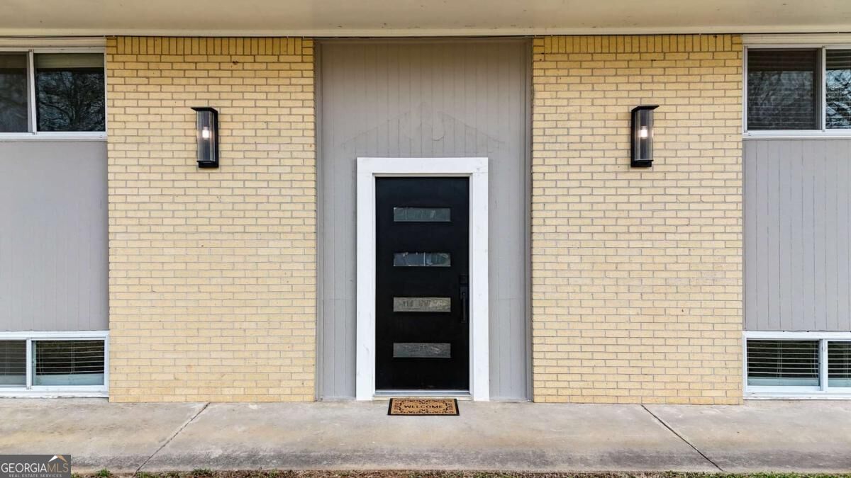 5 Greenbriar AVE