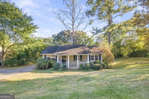 Photo of 206 Briarwood Drive, Calhoun, GA 30701 (MLS # 10877164)