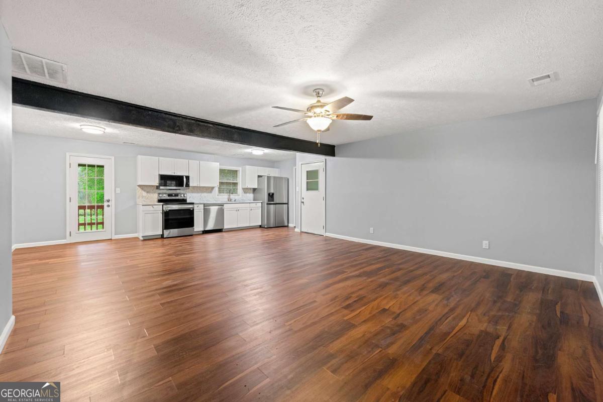 3795 Antioch RD