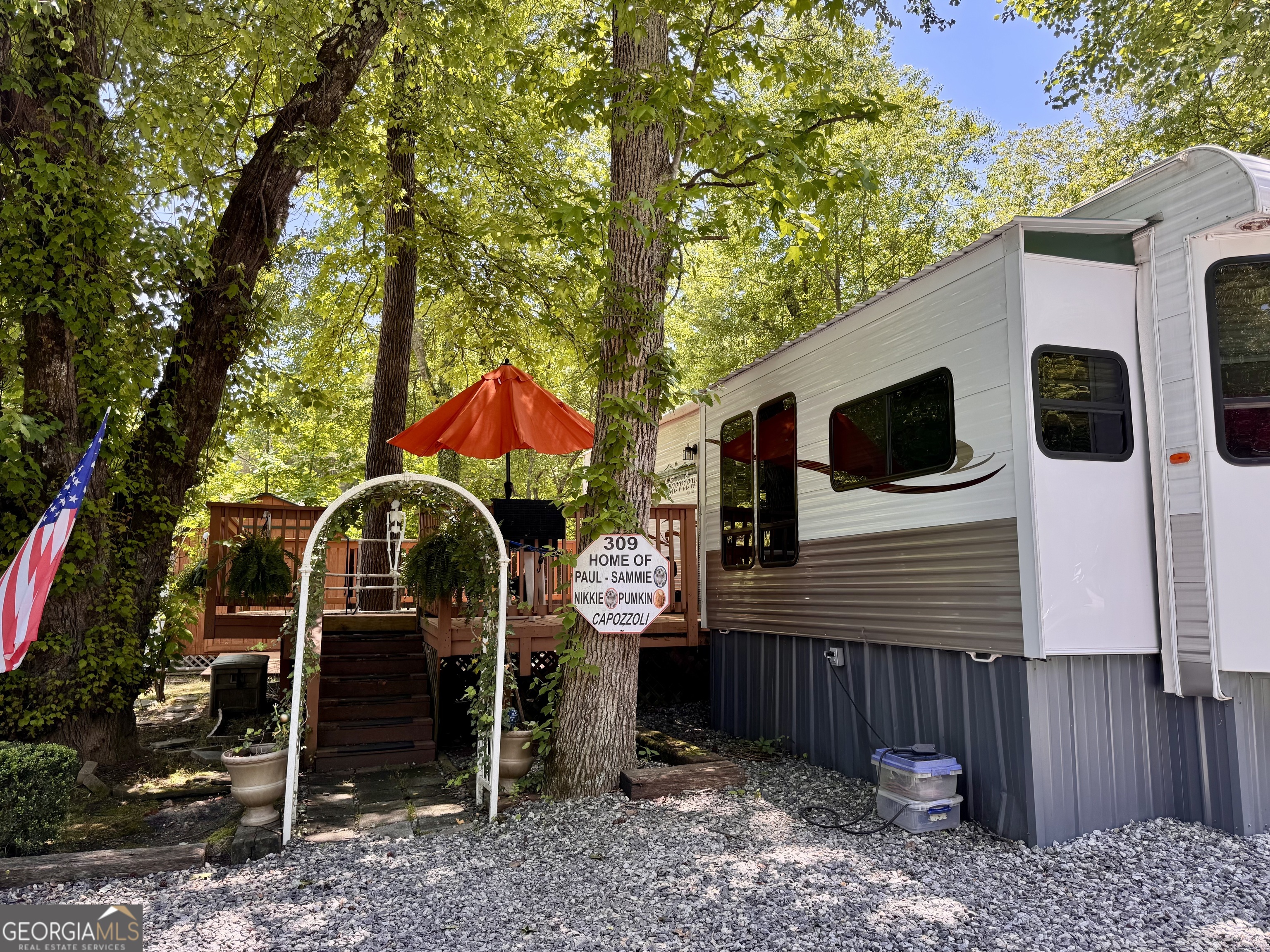 309 Leisure Acres DR
