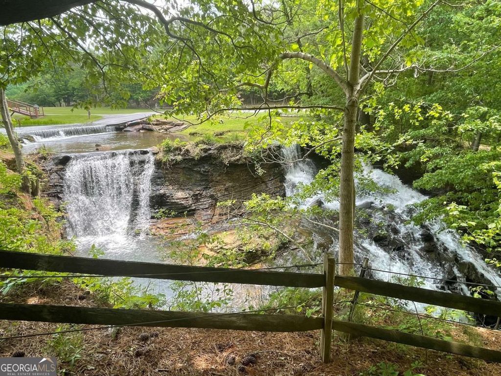 Photo of 12251227 Oglethorpe Road, Jasper, GA 30143 (MLS # 10702899)